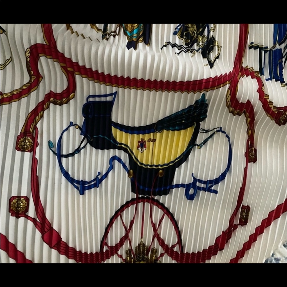 Hermes Silk Scarf - White, Red, Blue, Gold - Picture 3 of 7